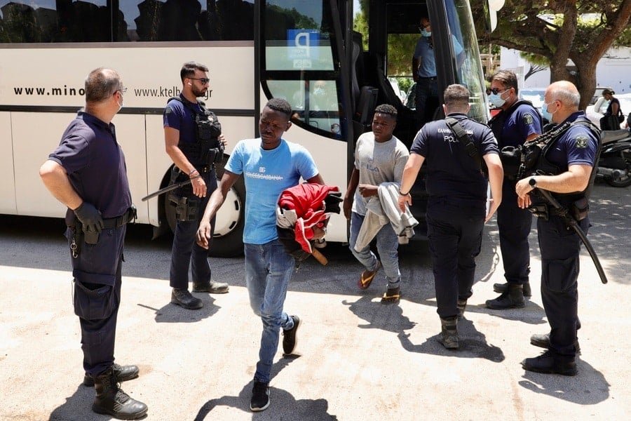greece-says-more-than-50%-of-migrants-claiming-to-be-minors-are-in-fact-adults