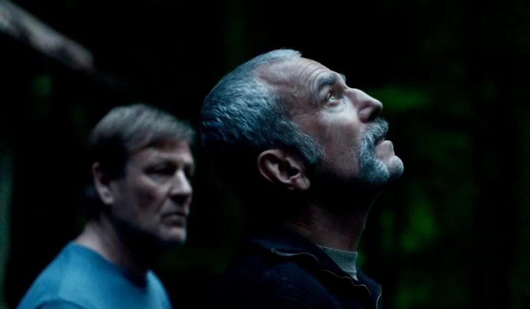 Ανεμώνη:-Η-επιστροφή-του-Ρόναν-Ντέι-Λιούις-στο-σινεμά!