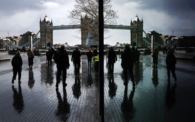 Βρετανία:-Οριακή-ανάπτυξη-0,1%-στο-τρίμηνο,-κάτω-από-τις-εκτιμήσεις