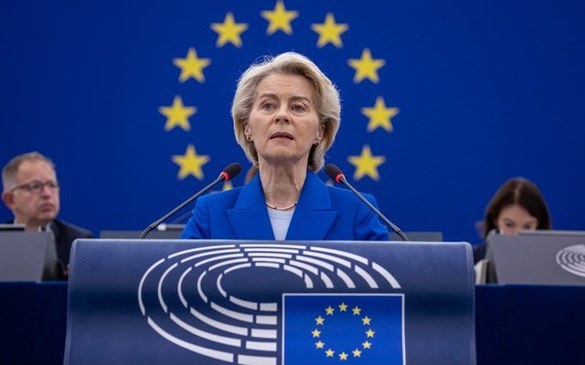 Φον-ντερ-Λάιεν:-Τα-ρωσικά-assets-είναι-ο-πιο-αποτελεσματικός-τρόπος-για-να-χρηματοδοτηθεί-η-Ουκρανία