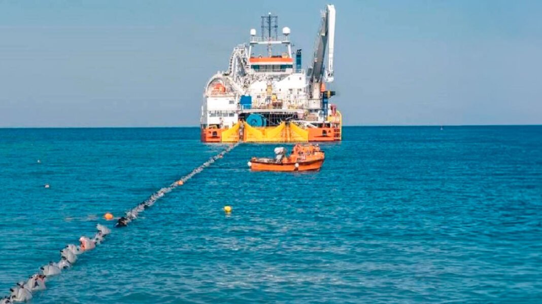 Ελλάδα και Κύπρος επιχειρούν να θωρακίσουν το καλώδιο ανοίγοντας «παράθυρο» συμμετοχής Αμερικανών και Ισραηλινών