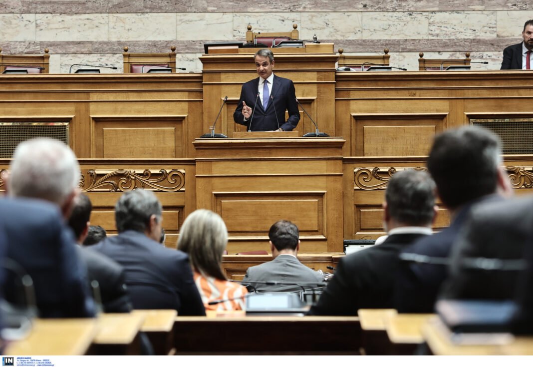 Κυριάκος Μητσοτάκης: Θα τα πουν με καφέ στο εντευκτήριο της Βουλής – Το κάλεσμα στους βουλευτές της ΝΔ