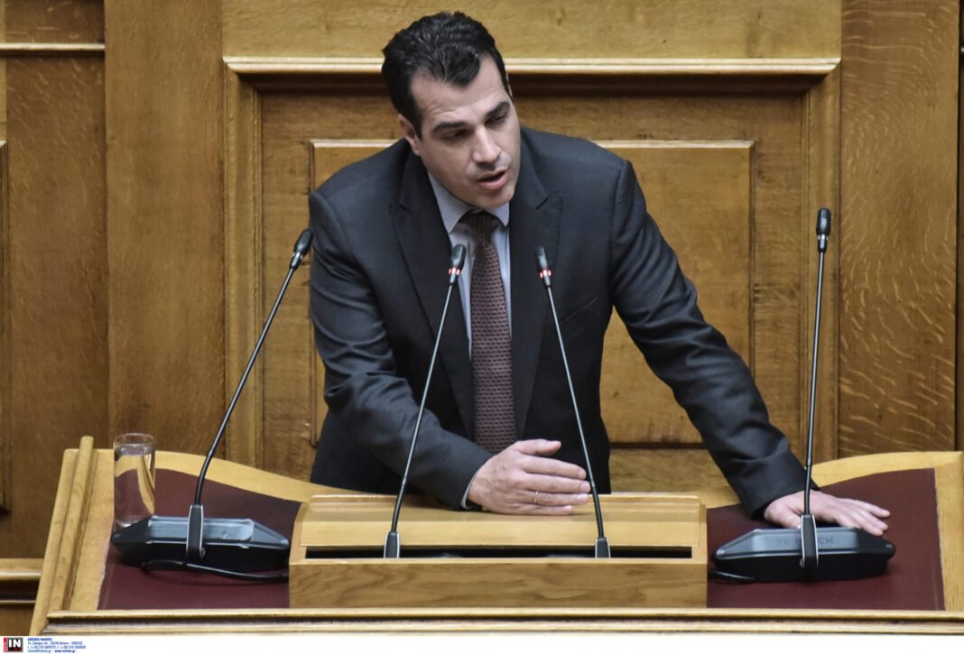 Θάνος Πλεύρης: Η οπλοκατοχή μπορεί να υπάρχει υπό αυστηρούς κανόνες και μόνο για το σπίτι