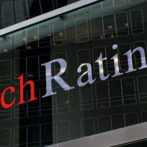 fitch:-Αναβάθμιση-της-Ελλάδας-σε-bbb-–-Ένα-βήμα-από-την-επενδυτική-βαθμίδα