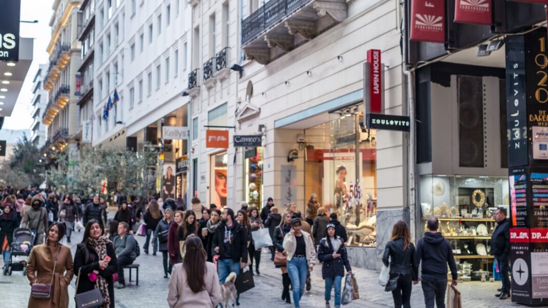 Από αύριο η μόνιμη ενίσχυση των €250 στους συνταξιούχους – 600 εκατ. ευρώ σε 2,4 εκατ. πολίτες, όλα τα μέτρα