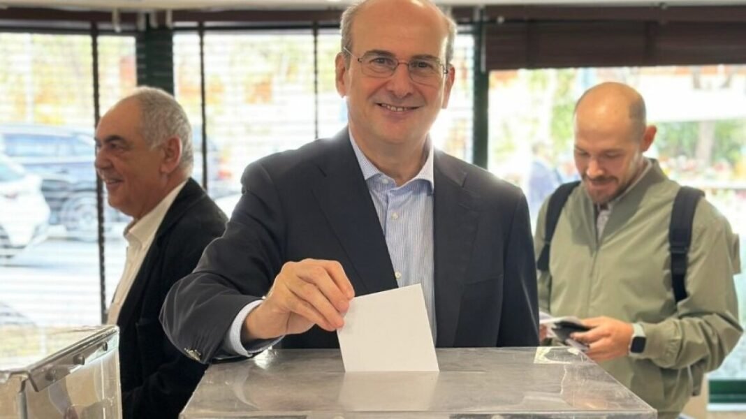 Χατζηδάκης: Η Νέα Δημοκρατία παραμένει, όπως την οραματίστηκε ο Κωνσταντίνος Καραμανλής, ένα μεγάλο λαϊκό κόμμα