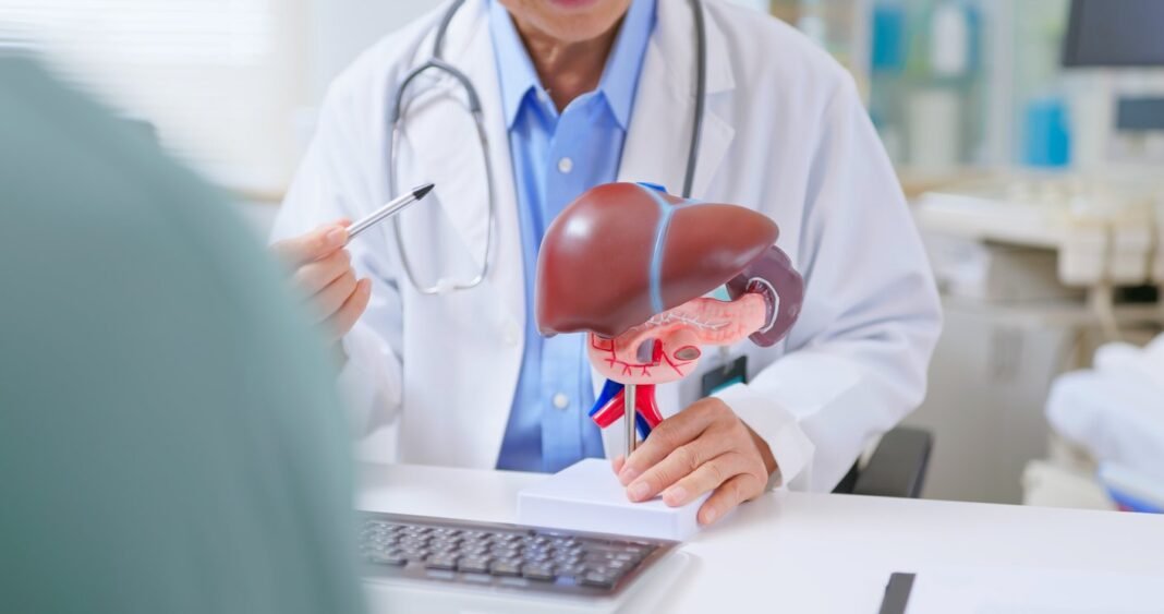 Καρκίνος ήπατος: Πειραματικό εμβόλιο έχει θετικά αποτελέσματα σε σπάνια μορφή της νόσου