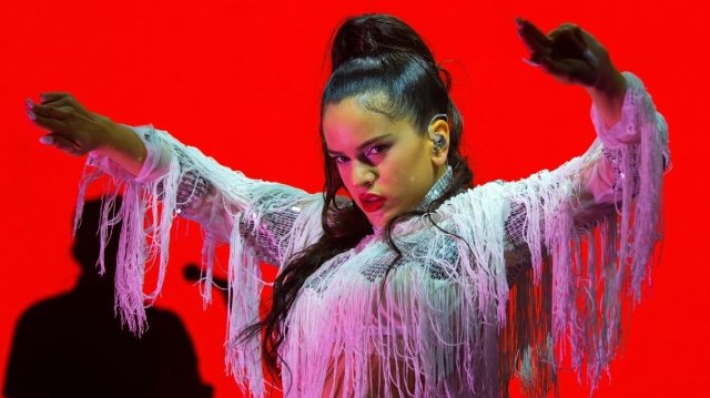 Ροσαλία:-Το-Βατικανό-εκθειάζει-το-νέο-άλμπουμ-της-–-«Αγγίζει-μια-βαθιά-ανάγκη-της-σύγχρονης-κουλτούρας-να-προσεγγίσει-το-πνευματικό»