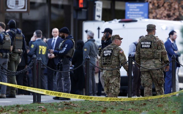 Τραμπ:-“Τρομοκρατική-ενέργεια”-η-επίθεση-εναντίον-εθνοφρουρών-–-Αναστέλλεται-η-εξέταση-των-αιτήσεων-μετανάστευσης-για-Αφγανούς