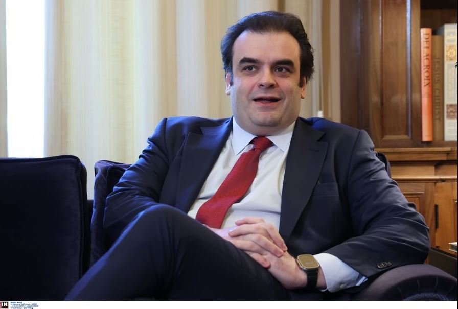 Bloomberg: Ο Πιερρακάκης ανακοινώνει σήμερα την υποψηφιότητά του για την προεδρία του Eurogroup