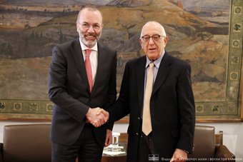 Κακλαμάνης σε Βέμπερ: Η Κύπρος που αναλαμβάνει σε λίγο την προεδρία της Ε.Ε. είναι χωρισμένη στα δύο και κανείς δεν μιλάει γι’ αυτό στην Ευρώπη