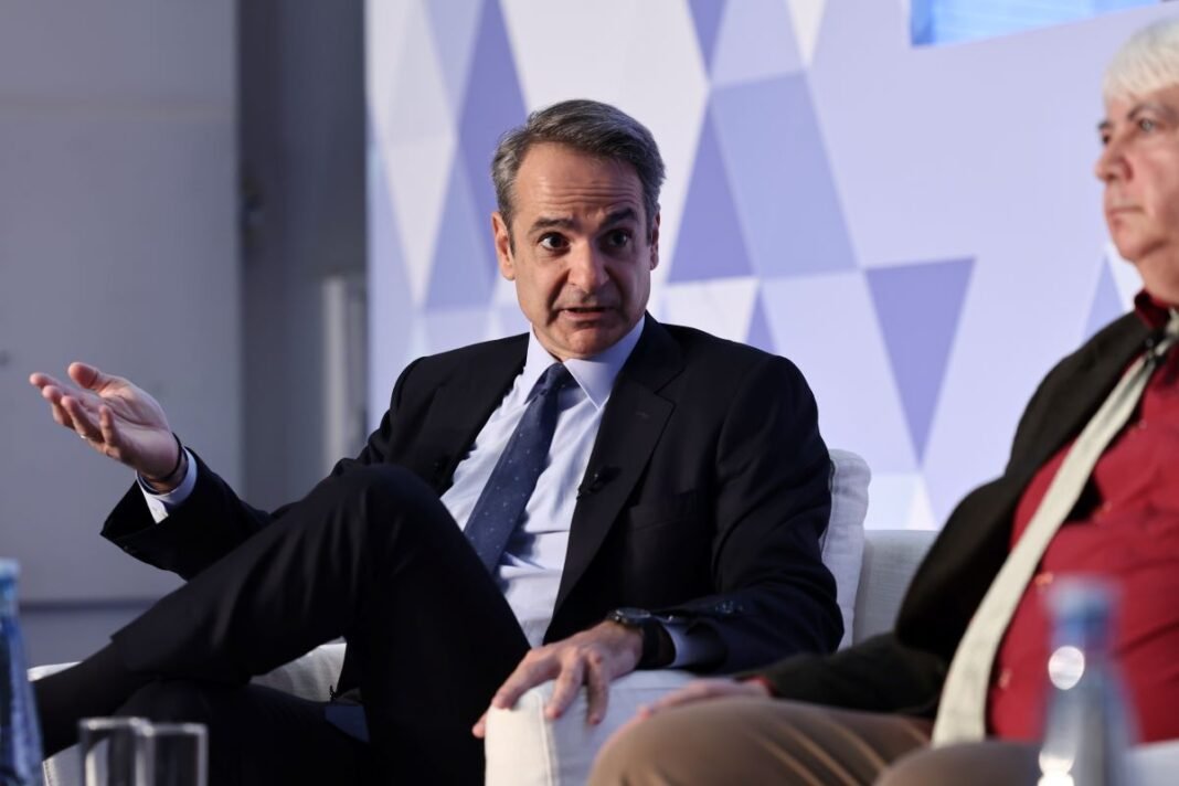 Μητσοτάκης για την Παγκόσμια Ημέρα κατά του AIDS: Η γνώση είναι η πιο αποτελεσματική πρόληψη και η κατανόηση η ασπίδα απέναντι στον φόβο και στις προκαταλήψεις