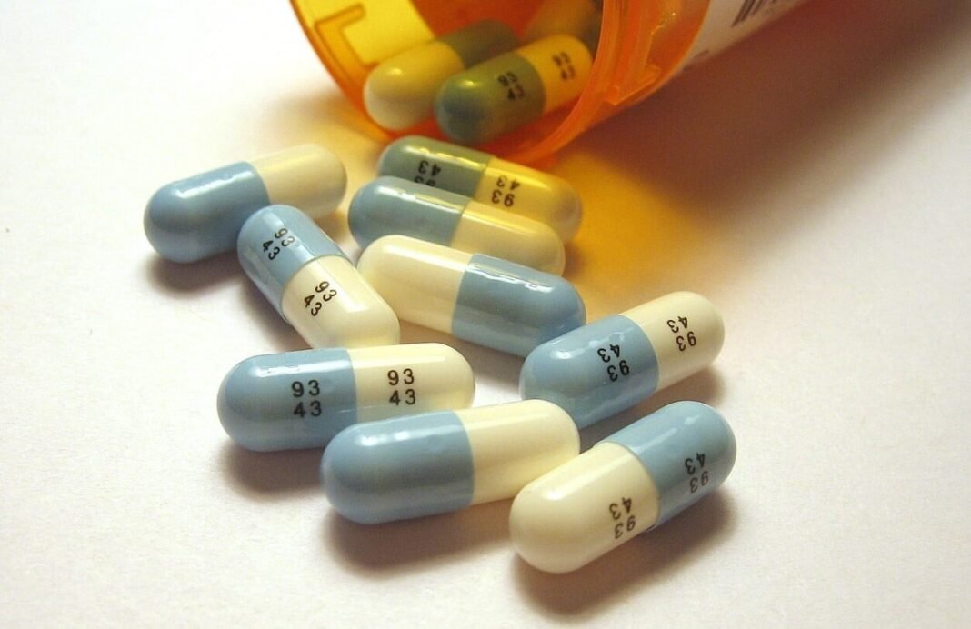 Greece Ranks First in Antibiotics Consumption, New Data Finds