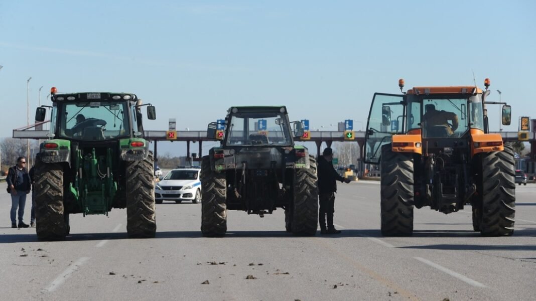 Λάρισα: Συνεδριάζουν οι αγρότες για τις επόμενες κινήσεις τους