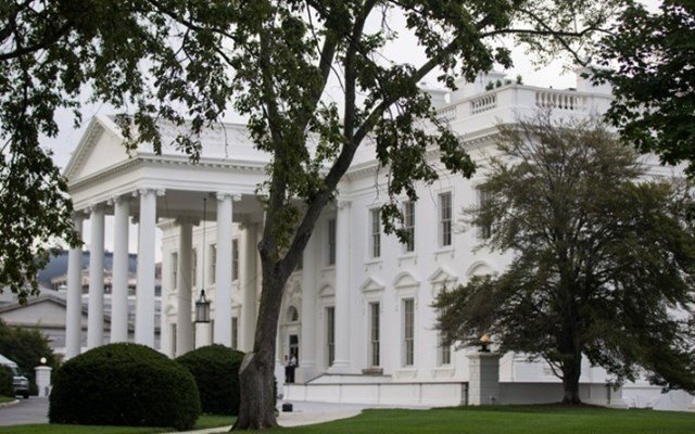 Ο-Λευκός-Οίκος-λέει-πως-ναύαρχος-διέταξε-δεύτερο-πλήγμα-των-ΗΠΑ-εναντίον-σκάφους-ανοικτά-της-Βενεζουέλας