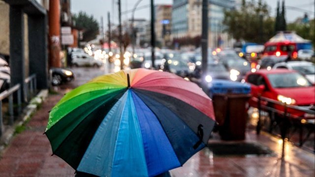 Κακοκαιρία BYRON: Ισχυρές βροχές και καταιγίδες για τις επόμενες 48 ώρες, οι 8 περιοχές σε κόκκινο συναγερμό Κακοκαιρία-byron:-Ισχυρές-βροχές-και-καταιγίδες-για-τις-επόμενες-48-ώρες,-οι-8-περιοχές-σε-κόκκινο-συναγερμό