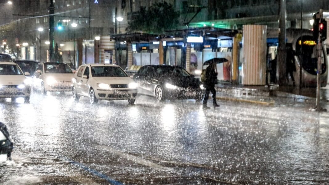 Σοβαρά-προβλήματα-από-την-κακοκαιρία-byron-σε-όλη-την-Ελλάδα:-Πού-θα-είναι-σήμερα-κλειστά-τα-σχολεία