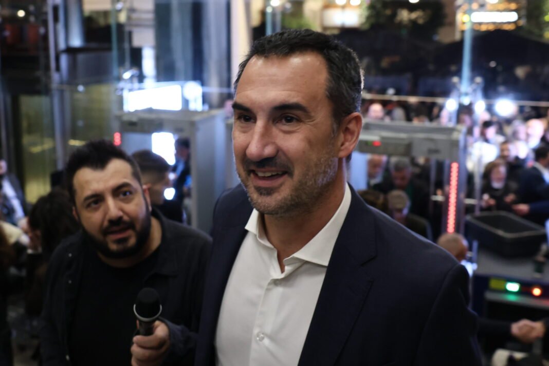 Χαρίτσης: Απαντά γιατί πήγε στην παρουσίαση του βιβλίου του Αλέξη Τσίπρα – «Η εκλογική συντριβή του 2023 ήταν ο ορισμός της πολιτικής αποτυχίας»