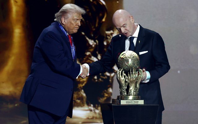 Στον Τραμπ το πρώτο Βραβείο Ειρήνης της FIFA – “Από τις μεγαλύτερες τιμές, έσωσα εκατομμύρια ζωές”