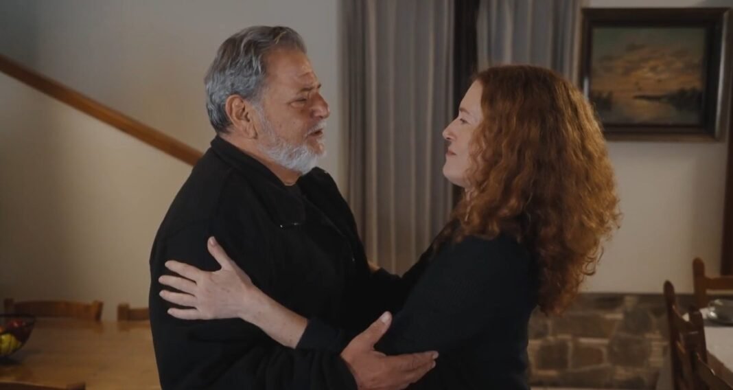 Η Γη της Ελιάς: Η Δάφνη σε απόγνωση, Στέφανος και Βασιλική δίνουν δεύτερη ευκαιρία στη σχέση τους – Ραγδαίες εξελίξεις στα επόμενα επεισόδια