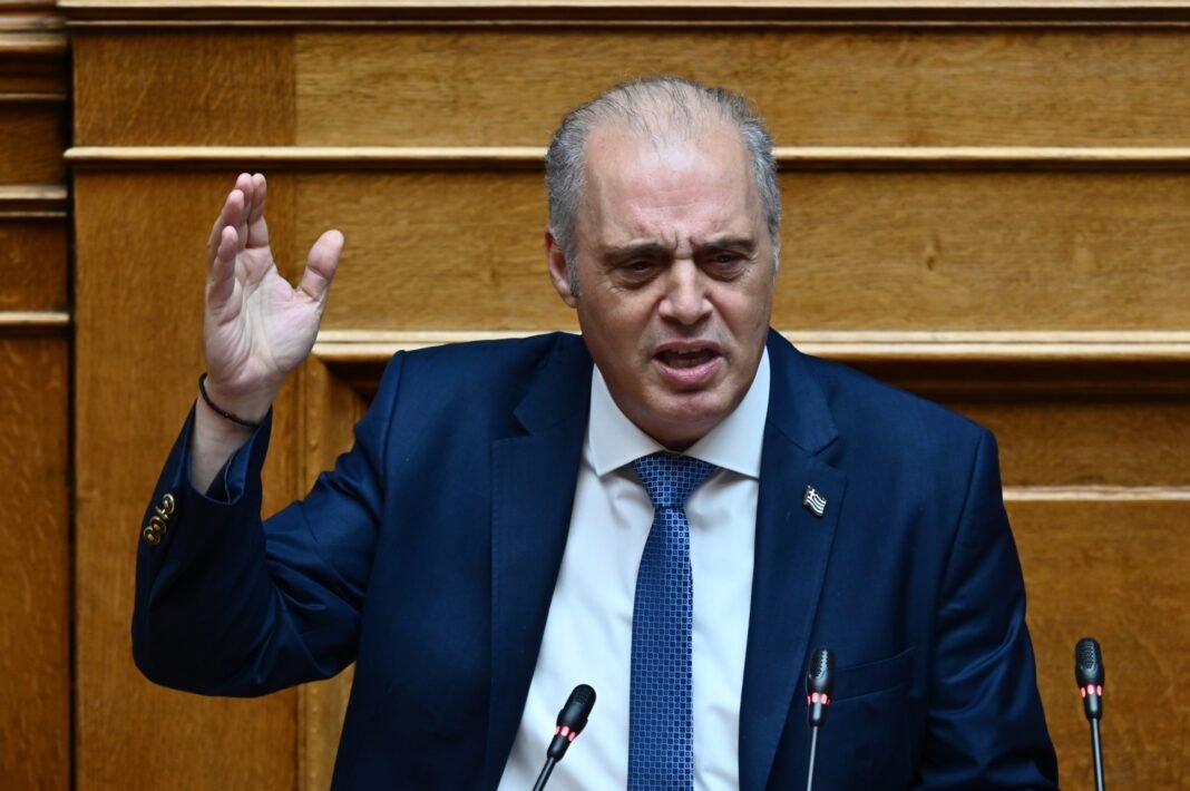 Βελόπουλος: Ανεδαφική η έκκληση Μητσοτάκη για «μονοκομματική κυβέρνηση» – Οι μισοί υπουργοί προέρχονται από το σημιτικό ΠΑΣΟΚ