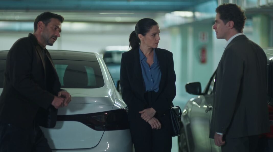 «Μια-νύχτα-μόνο»:-Η-Κατερίνη-ζητάει-εξηγήσεις-από-τον-Οδυσσέα-για-τη-φωτογραφία-με-την-Αρετή