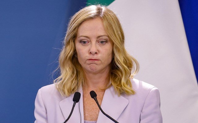 Δέσμευση Μελόνι στον Ζελένσκι για έκτακτη βοήθεια στην Ουκρανία