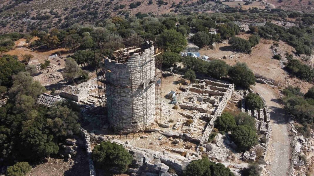 Archaeologists Uncover Hidden Ancient Sites in Greece’s Cyclades Islands archaeologists-uncover-hidden-ancient-sites-in-greece’s-cyclades-islands
