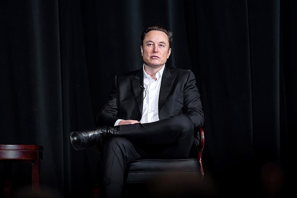 Elon Musk Becomes the First Person Ever to Cross $600 Billion
