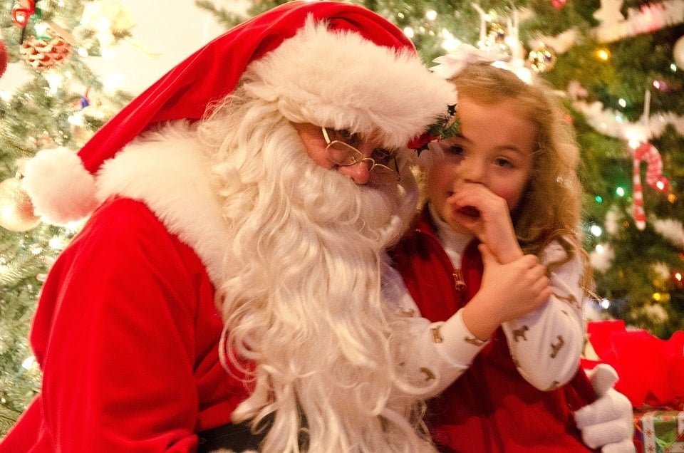 Πως η λαθρομετανάστευση σκοτώνει τα Χριστούγεννα στην Ευρώπη