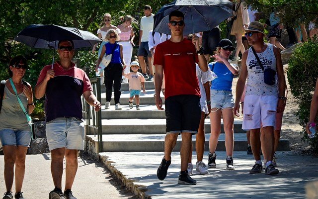 ΙΝΣΕΤΕ: Οι 5 βασικές τάσεις και οι προκλήσεις για τον τουρισμό την επόμενη ημέρα