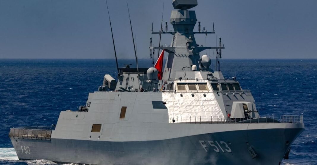 Η Τουρκία ναυπηγεί ταυτόχρονα 46 πολεμικά πλοία – Σε αδράνεια το Πολεμικό Ναυτικό στην Ελλάδα Η-Τουρκία-ναυπηγεί-ταυτόχρονα-46-πολεμικά-πλοία-–-Σε-αδράνεια-το-Πολεμικό-Ναυτικό-στην-Ελλάδα