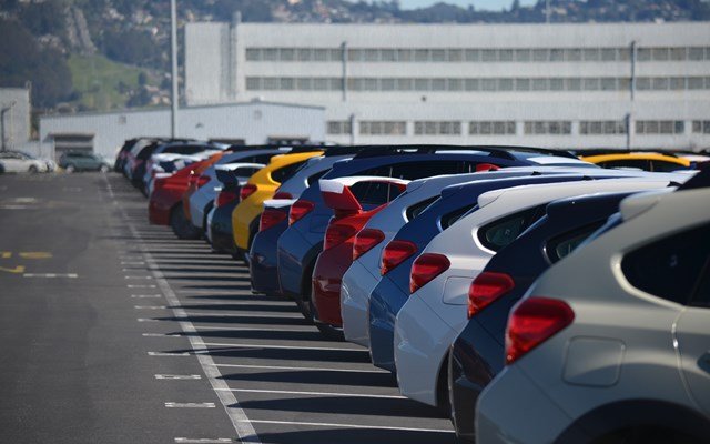 Άλμα-24%-των-νέων-αυτοκινήτων-τον-Δεκέμβριο-στην-Ελλάδα-–-Αύξηση-5,6%-συνολικά-το-2025