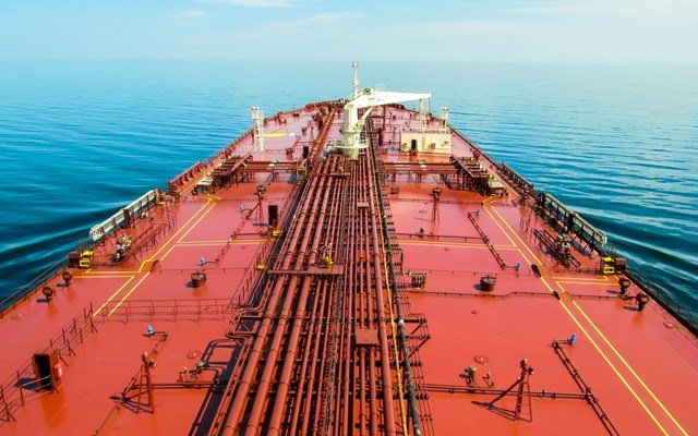 Δεξαμενόπλοιο-“φάντασμα” με προορισμό τη Ρωσία κάνει αναστροφή και απομακρύνεται από τη Βαλτική Δεξαμενόπλοιο-“φάντασμα”-με-προορισμό-τη-Ρωσία-κάνει-αναστροφή-και-απομακρύνεται-από-τη-Βαλτική