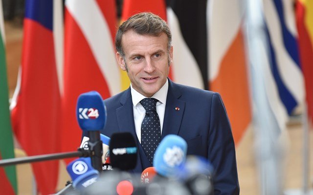 Μακρόν:-Απαράδεκτες-οι-δασμολογικές-απειλές-Τραμπ-–-“Η-Γαλλία-δεν-αλλάζει-στάση-με-εκβιασμούς”