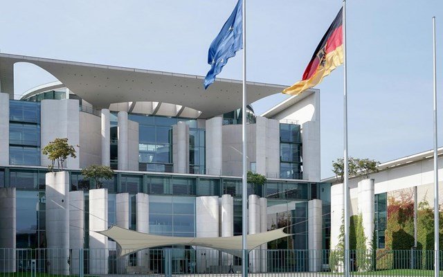 Γερμανία:-Θα-αποφασίσουμε-με-τους-Ευρωπαίους-εταίρους-μας-την-απάντηση-στον-Τραμπ-για-δασμούς-Γροιλανδία