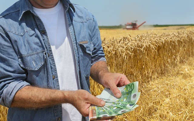 Χρηματοδότηση-από-10000-έως-3,5-εκατ.-ευρώ-φέρνουν-τα-νέα-εργαλεία-της-ΚΑΠ-για-αγρότες-και-επιχειρήσεις