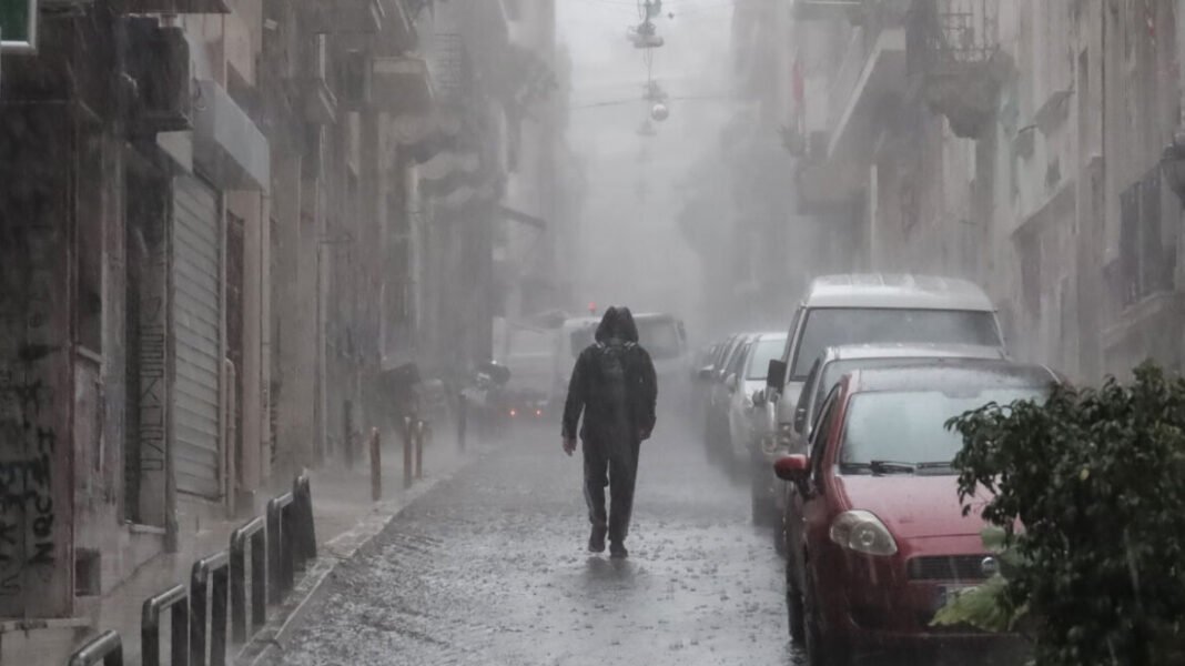 Έντονα-φαινόμενα-και-κίνδυνος-πλημμυρών-από-την-Τετάρτη-21/1-–-Στο-κόκκινο-η-Αττική-και-άλλες-6-περιοχές,-live-χάρτης-της-κακοκαιρίας