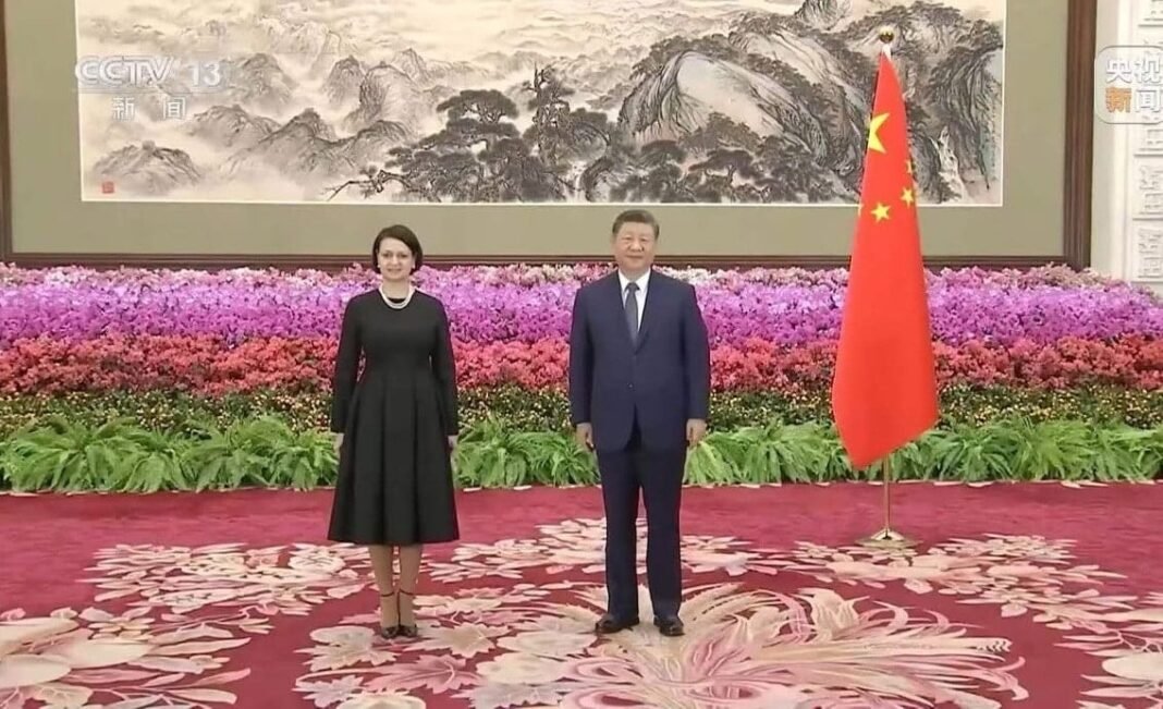 cyprus-ambassador-in-china-presents-her-credentials-to-president-xi