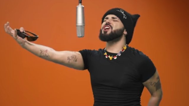 ferto:-Το-νόημα-πίσω-από-το-τραγούδι-του-Αkyla-που-σαρώνει-στα-social-media-για-τη-eurovision