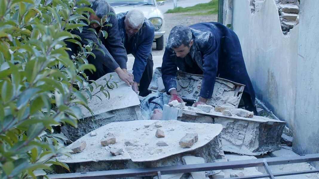 Άγιος-έρωτας:-Η-νέα-πραγματικότητα-μετά-το-φονικό-σεισμό-είναι-σκληρή-για-όλους,-απόψε-στις-22:00-στον-alpha