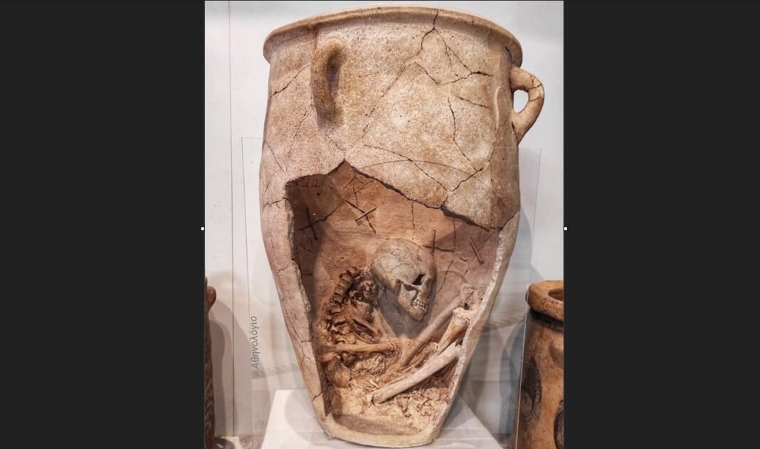 the-pithos-burial:-how-the-minoans-honored-their-dead