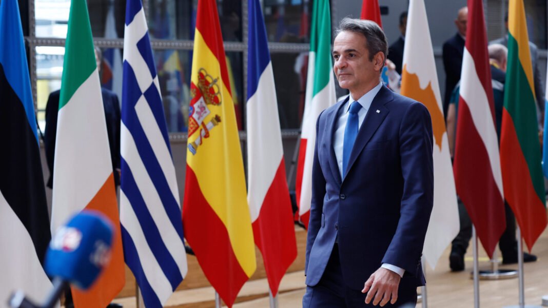 Κυριάκος-Μητσοτάκης:-Δεν-αναχωρεί-σήμερα-για-το-Νταβός-λόγω-δυσμενών-καιρικών-συνθηκών