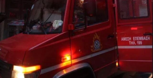 Απεγκλωβίστηκαν γονείς με τα δύο παιδιά τους από σπίτι στον Κάλαμο