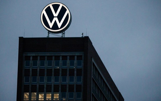VW: Εξοικονόμηση 1 δισ. ευρώ με μείωση διοικητικών θέσεων