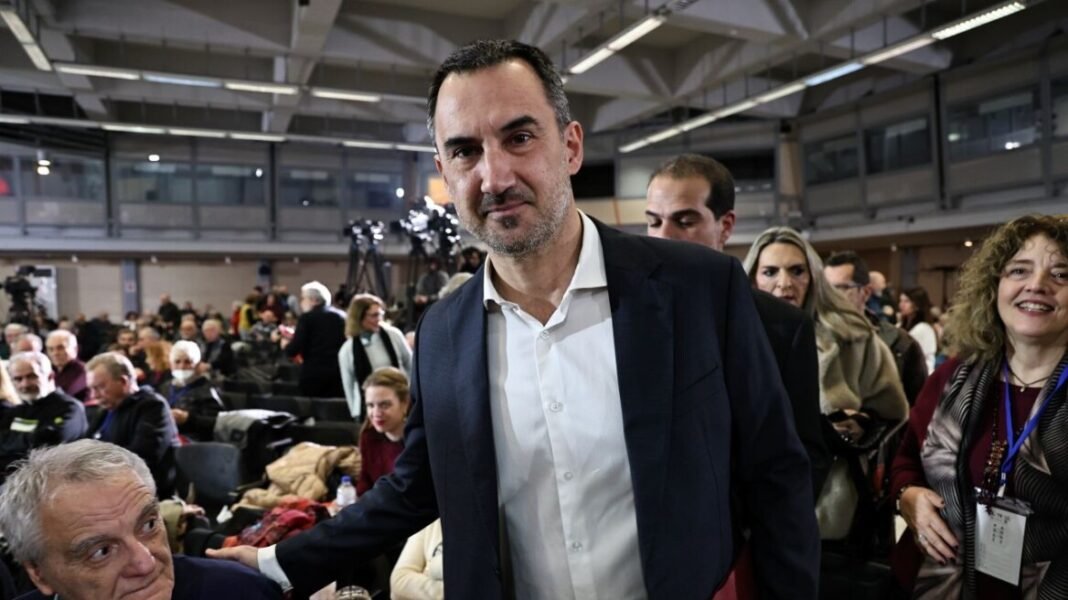 Χαρίτσης κατά Καρυστιανού: «Η αντιδραστική ατζέντα δεν γνωρίζει σύνορα», ανοιχτός σε διάλογο με τον Τσίπρα Χαρίτσης κατά Καρυστιανού: «Η αντιδραστική ατζέντα δεν γνωρίζει σύνορα», ανοιχτός σε διάλογο με τον Τσίπρα