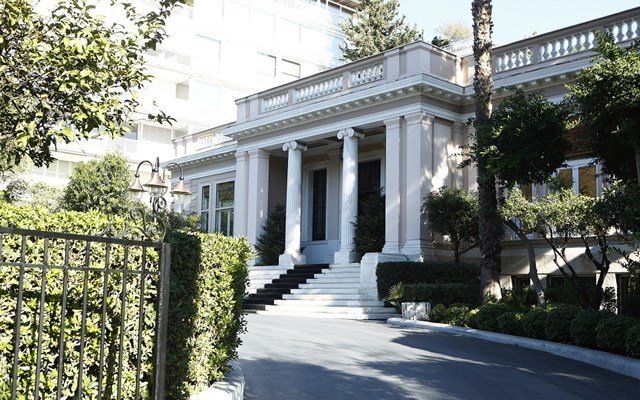 Σε-τροχιά-“θετικής-ατζέντας”-η-κυβέρνηση:-Εκατό-μεταρρυθμίσεις-και-έργα-σε-24-τομείς-πολιτικής