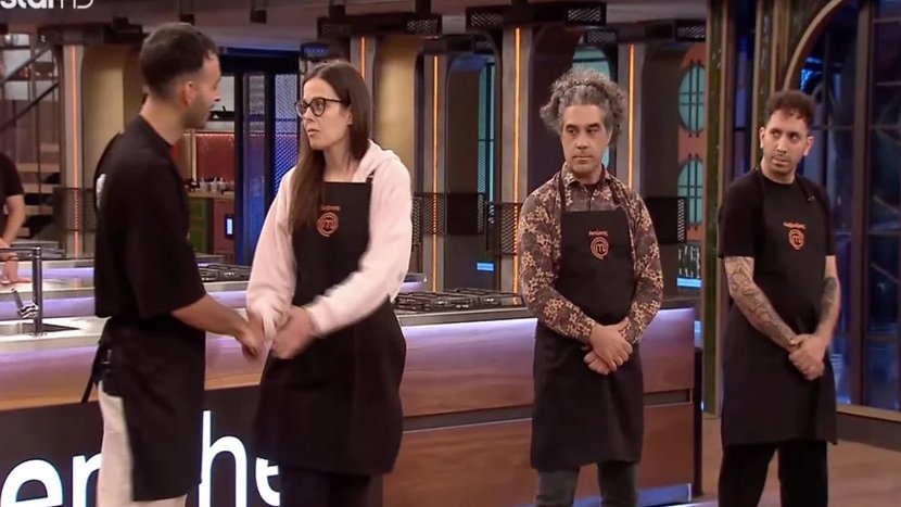 masterchef:-Ποιοί-είναι-οι-δύο-πρώτοι-διαγωνιζόμενοι-που-αποχώρησαν-με-το-«καλημέρα»-–-Δείτε-βίντεο