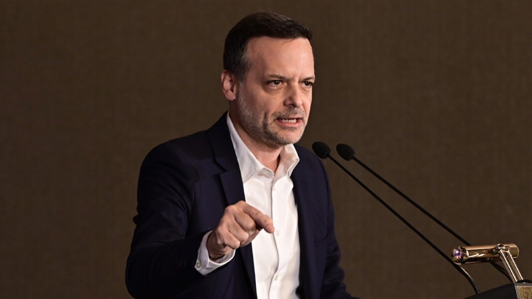 Δούκας: Όχι στο κουκούλωμα, να συζητήσουμε τι κρατά το ΠΑΣΟΚ καθηλωμένο στις δημοσκοπήσεις