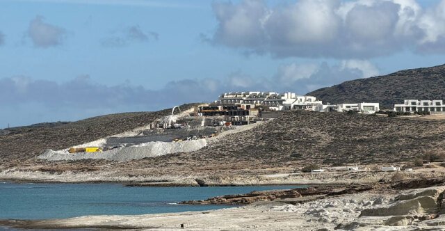Τριπλή-παρέμβαση-για-να-σταματήσει-το-οικολογικό-έγκλημα-στη-Μήλο-–-Παπασταύρου:-Οι-εργασίες-αναστέλλονται-μέχρι-να-αποφασίσει-το-ΣτΕ-και-η-Αρχή-Διαφάνειας
